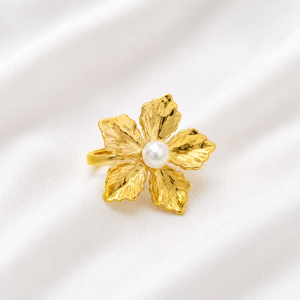 Anillo Magnolia Dorada